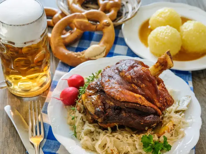 Eisbein (Joelho de Porco) – Uma Delícia Alemã